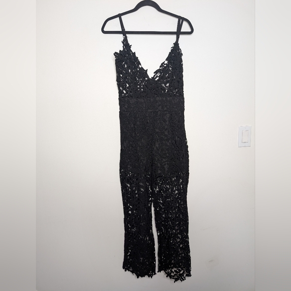Hiso Hiso Black Crochet Lace Jumpsuit Medium - Picture 2 of 5
